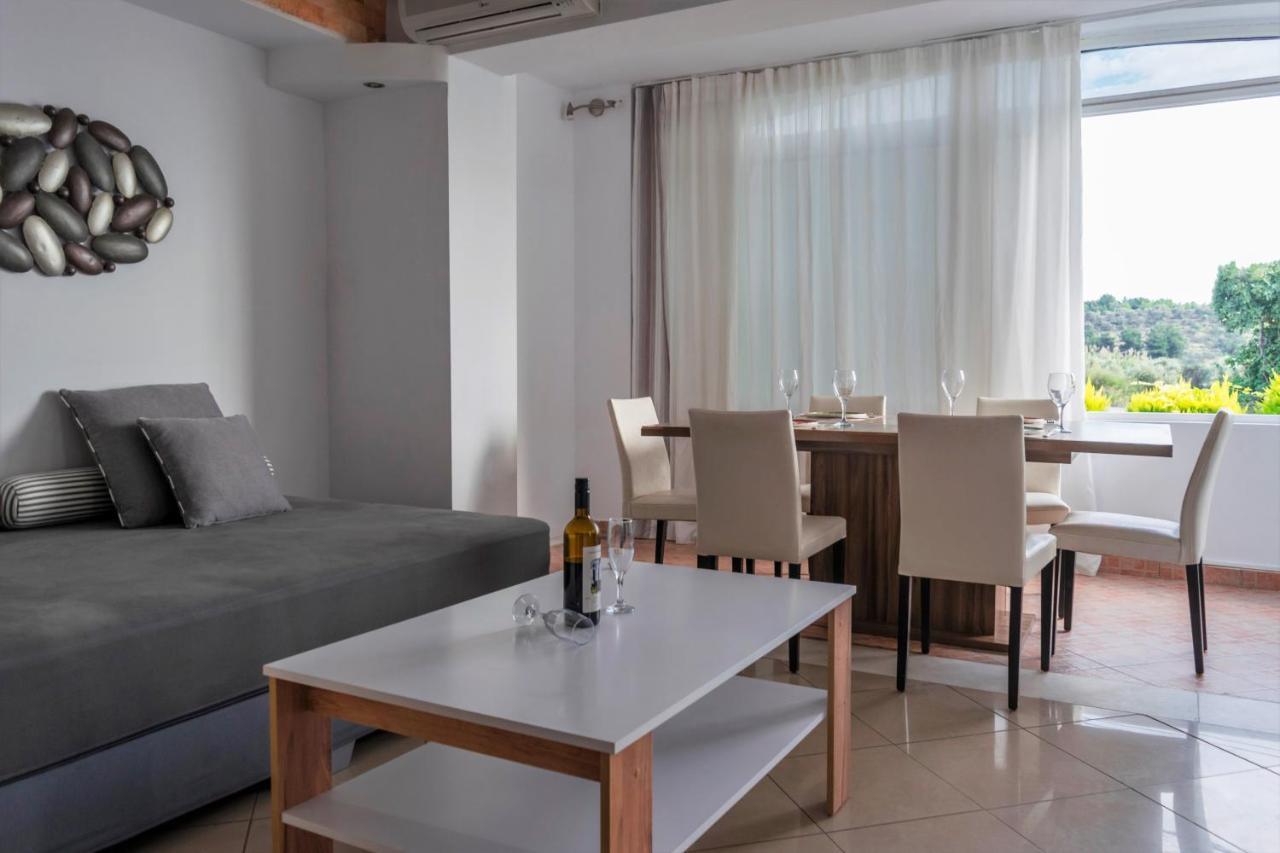 Kapahi Seaview Hotel Apartments Potos Buitenkant foto