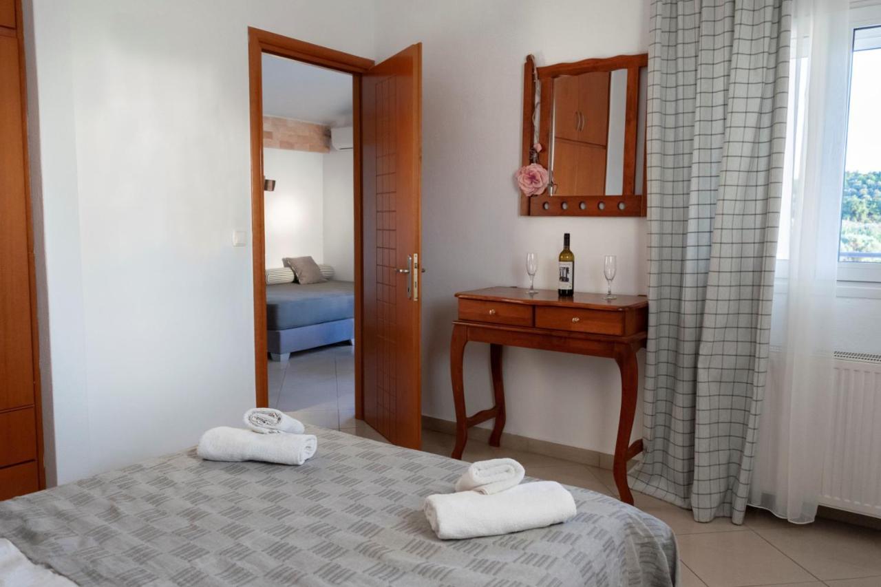 Kapahi Seaview Hotel Apartments Potos Buitenkant foto